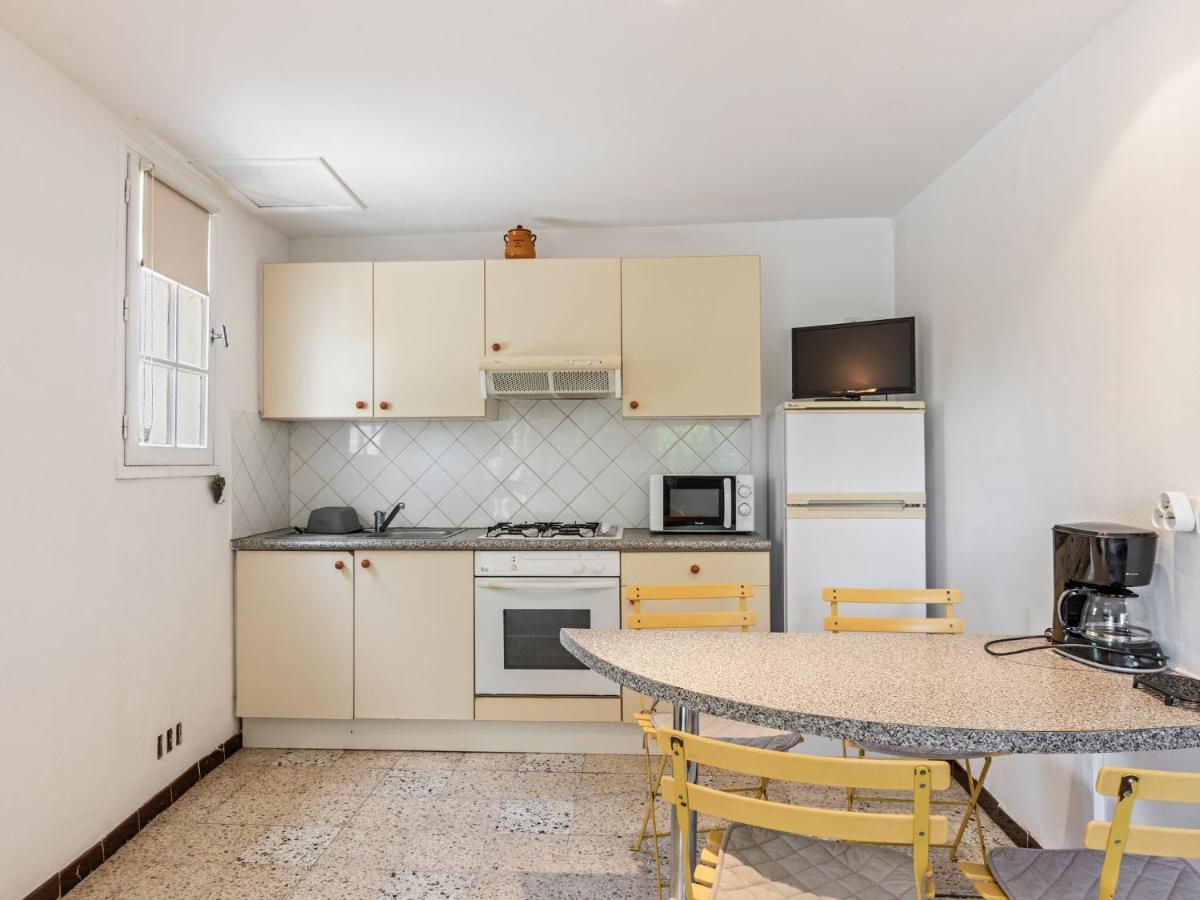 Apartamento Flat In A Beautiful Building With Pool Mèze Exterior foto