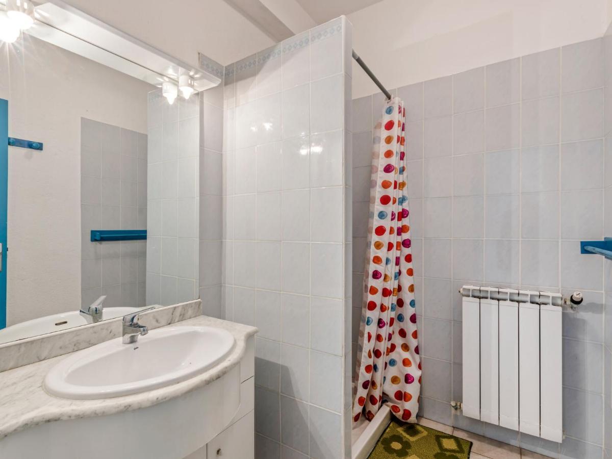 Apartamento Flat In A Beautiful Building With Pool Mèze Exterior foto